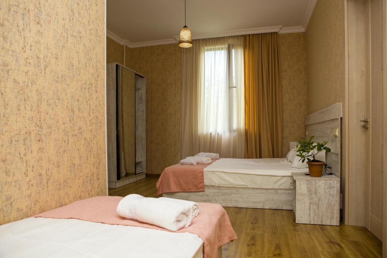Bekas Wine Cellar Hotel Akhmeta Bagian luar foto