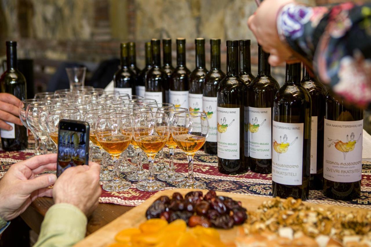 Bekas Wine Cellar Hotel Akhmeta Bagian luar foto